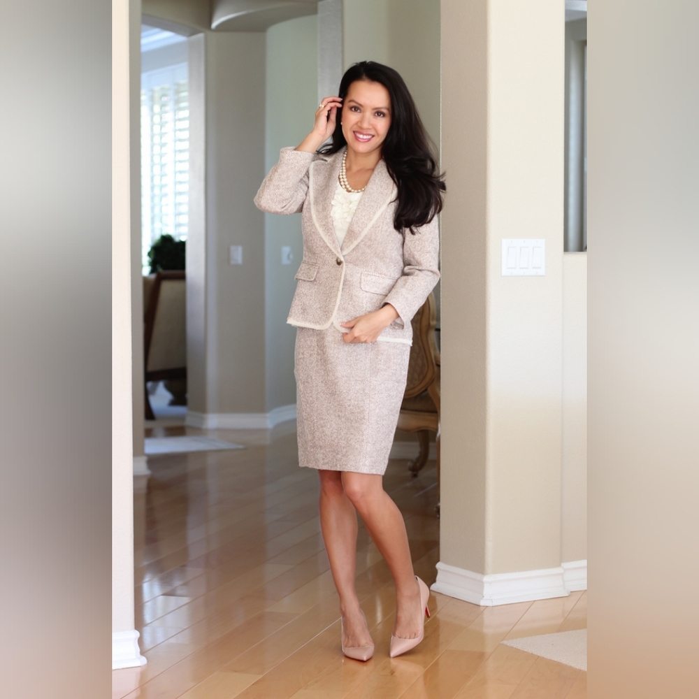 Ann Taylor Gold Shimmer Wool Blend Beige Tweed Jacket size 6